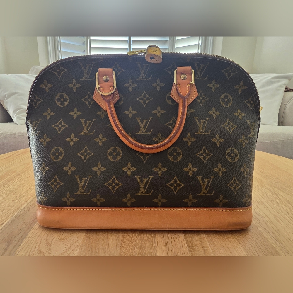 Louis Vuitton Monogram Alma PM
